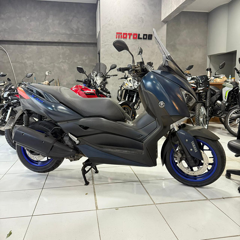 Yamaha XMAX 250 — Motolob