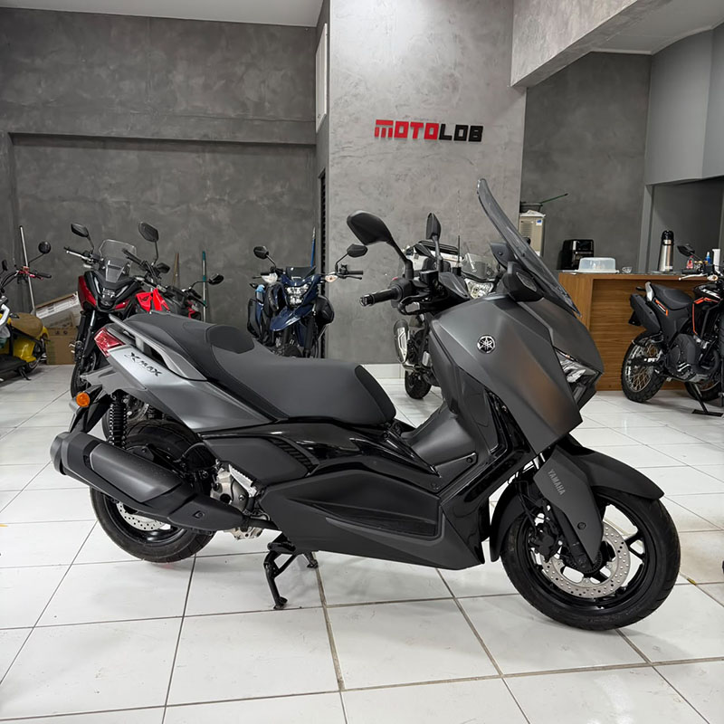 Yamaha XMAX 300