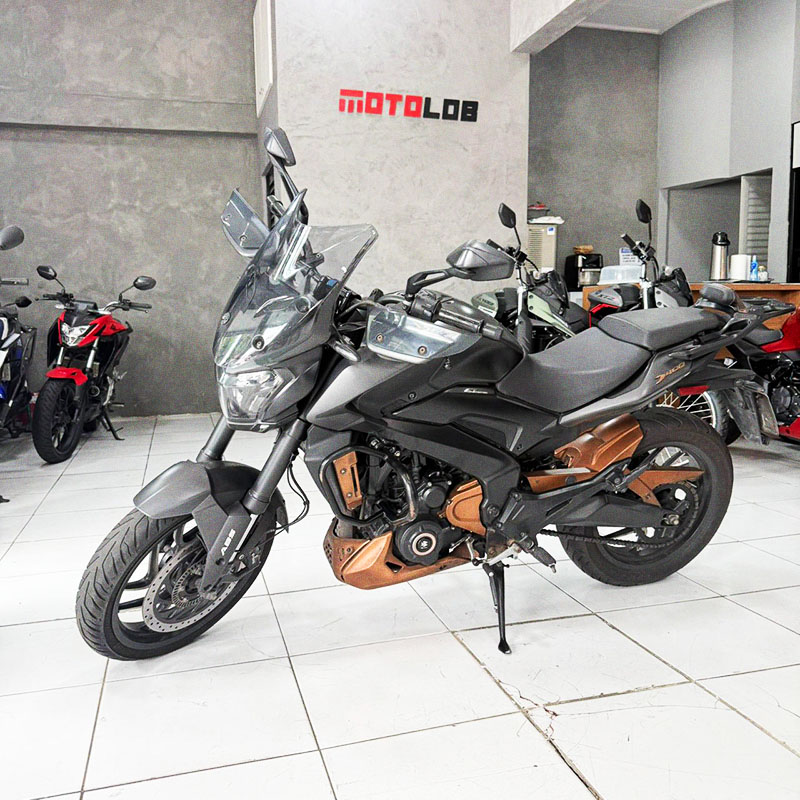 Bajaj DOMINAR 400